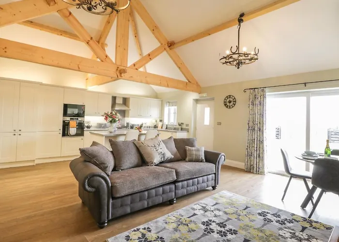 Abbey View Cottage At Broadings Farm